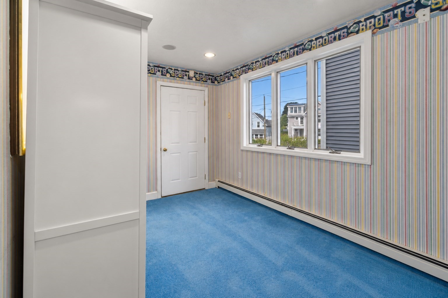 125 Edgewater Drive