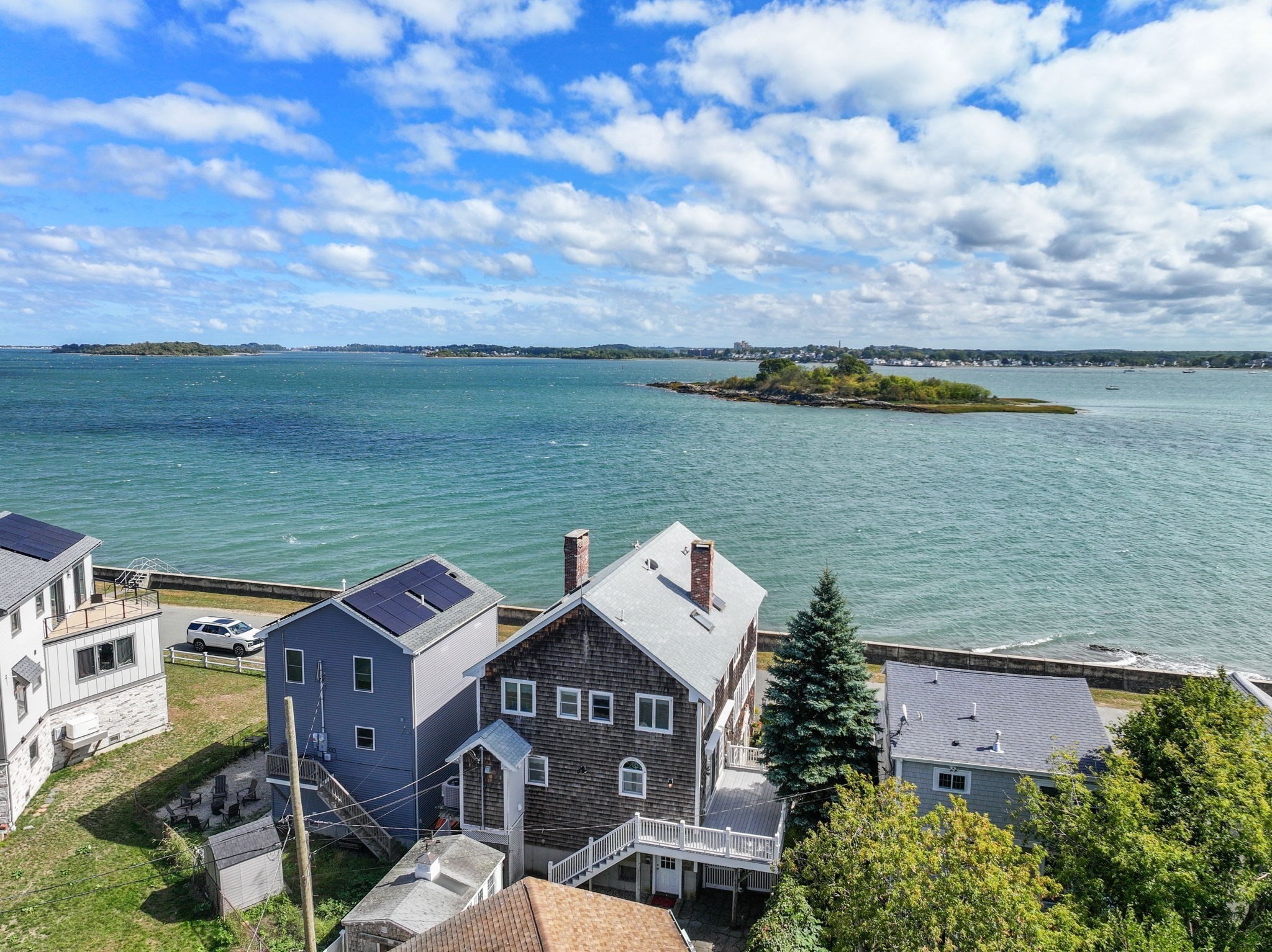 125 Edgewater Drive