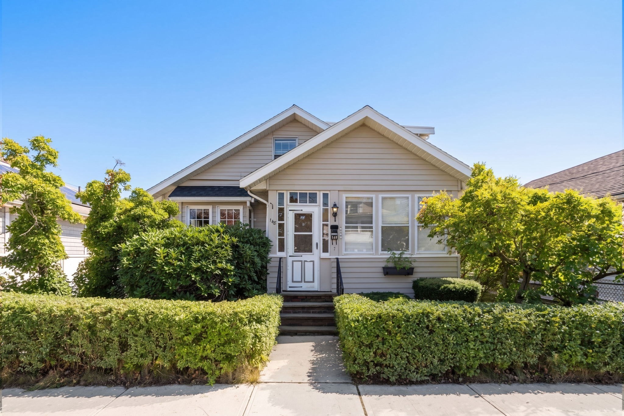 148 Wilson Ave