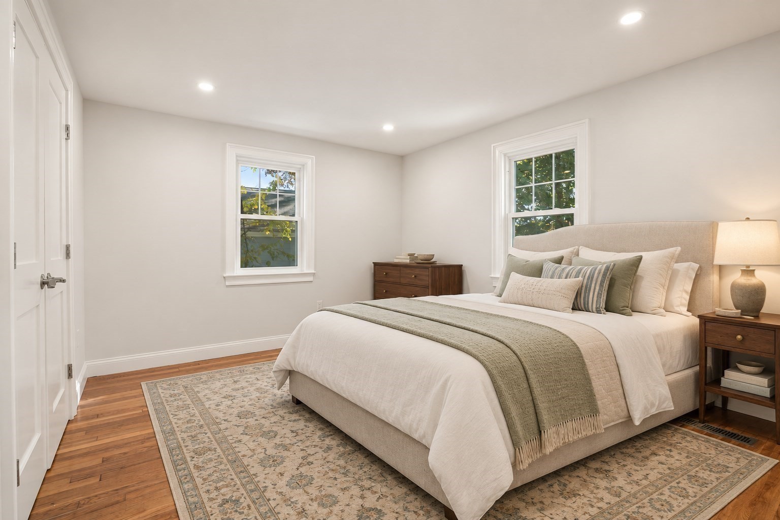 10 Goff St