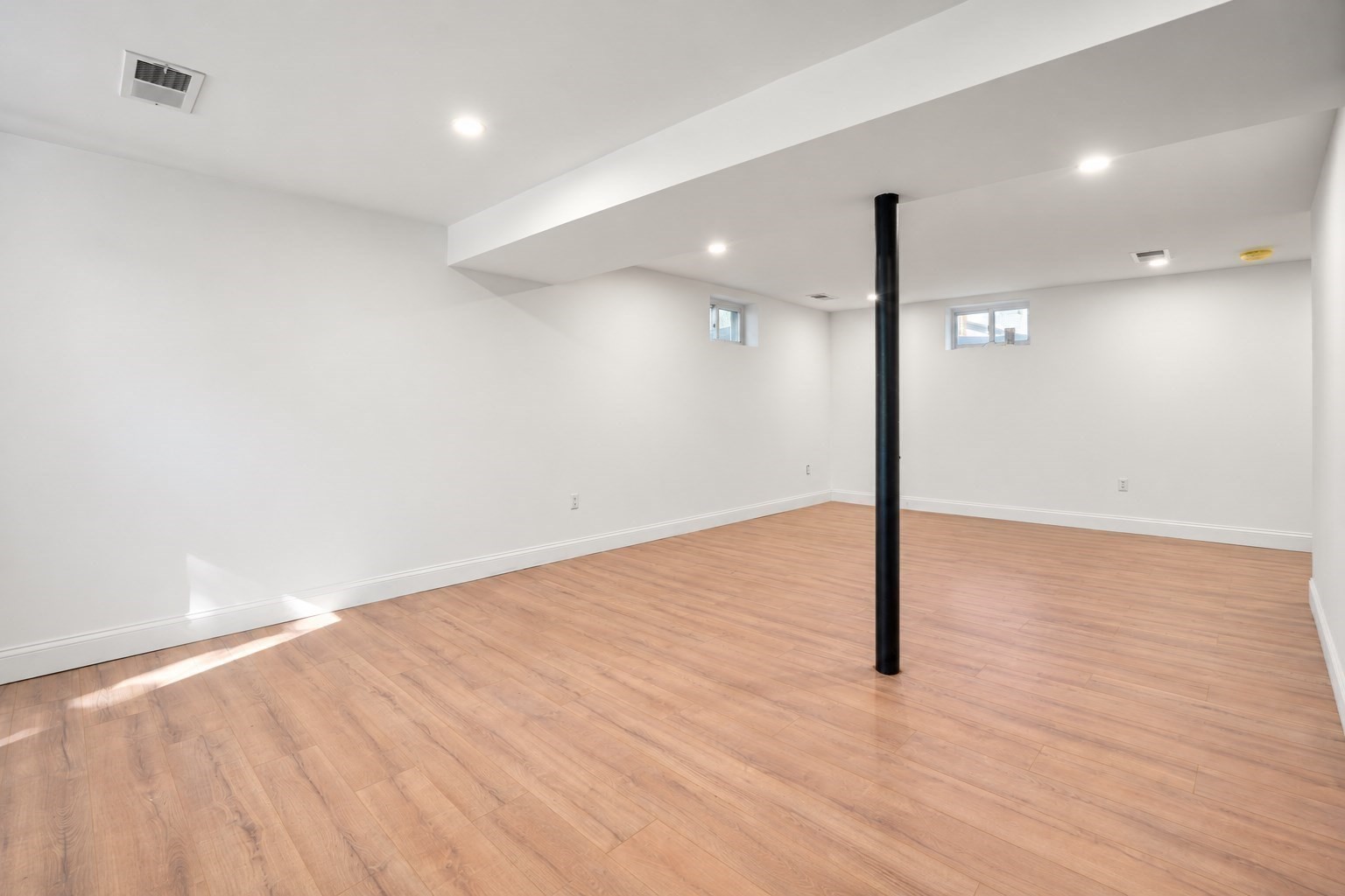 10 Goff St