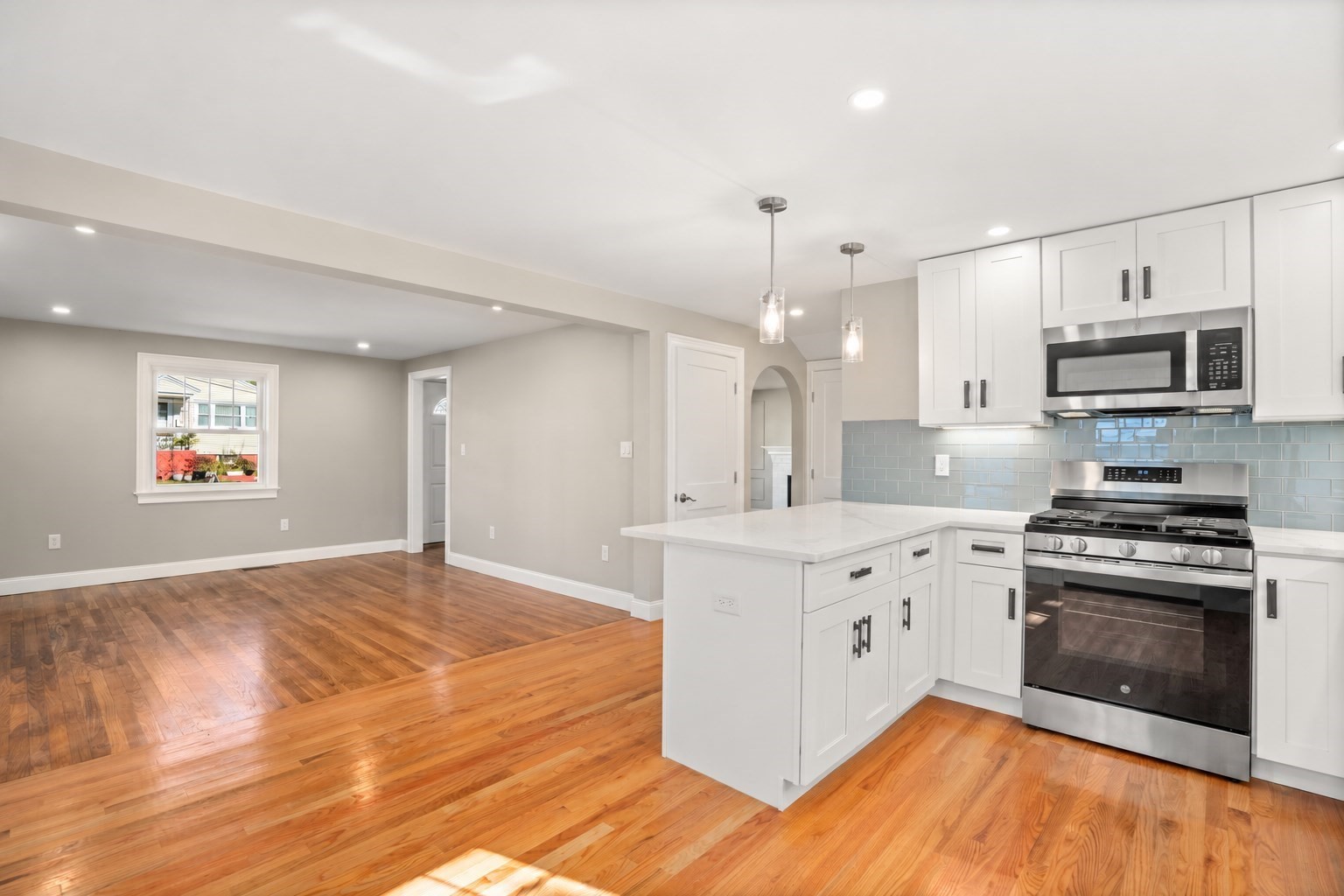 10 Goff St