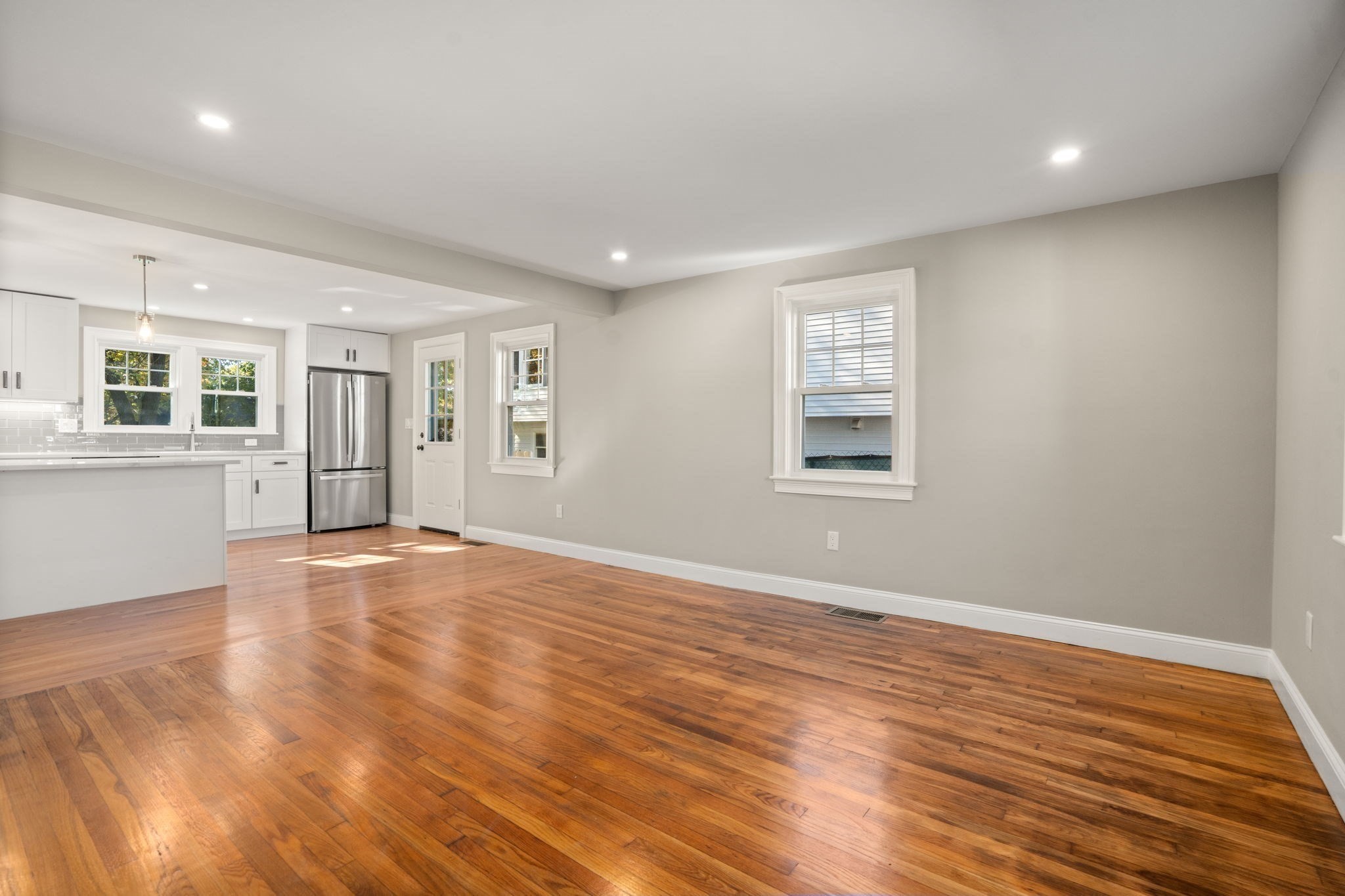 10 Goff St