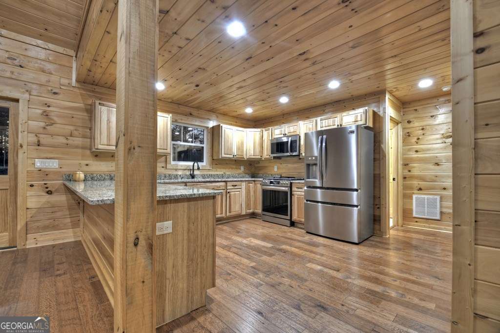 450 Twin Springs Road