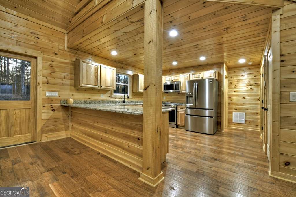 450 Twin Springs Road