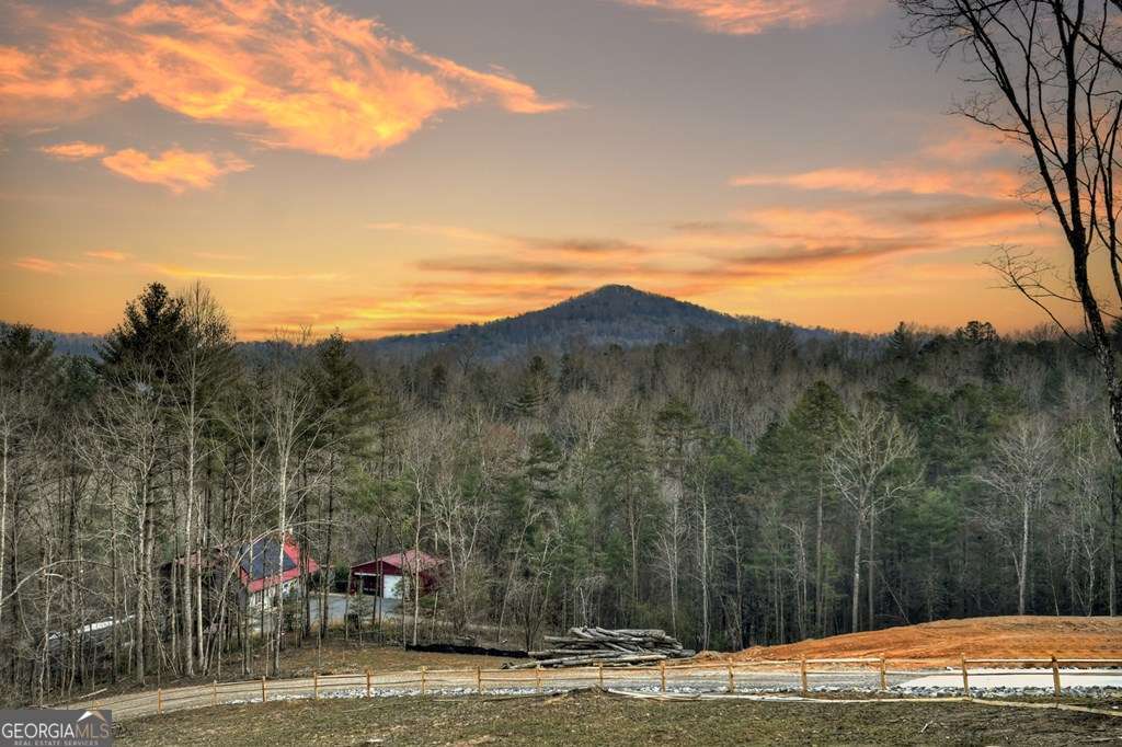 450 Twin Springs Road