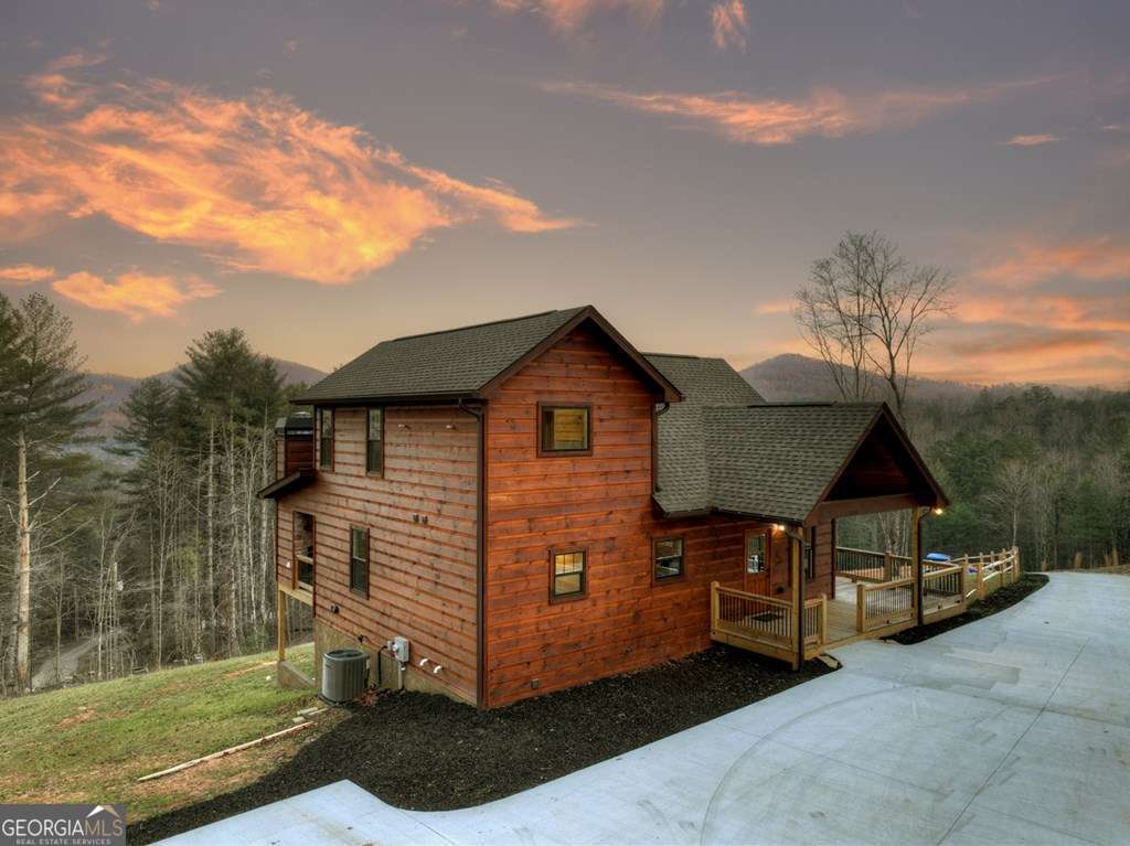 450 Twin Springs Road