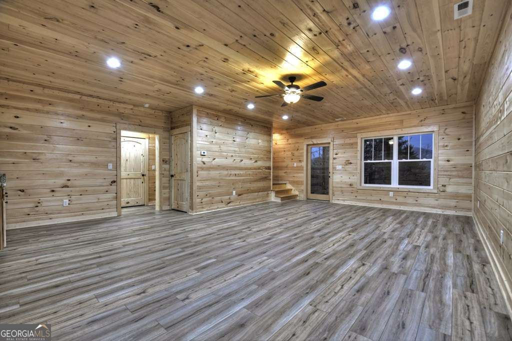 450 Twin Springs Road