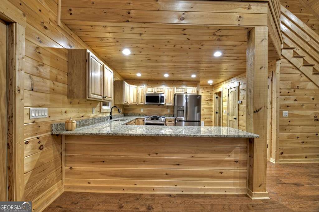 450 Twin Springs Road