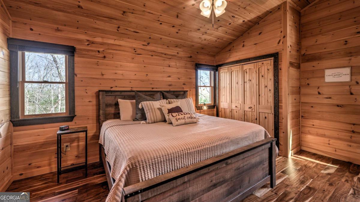 356 Mountain Trace