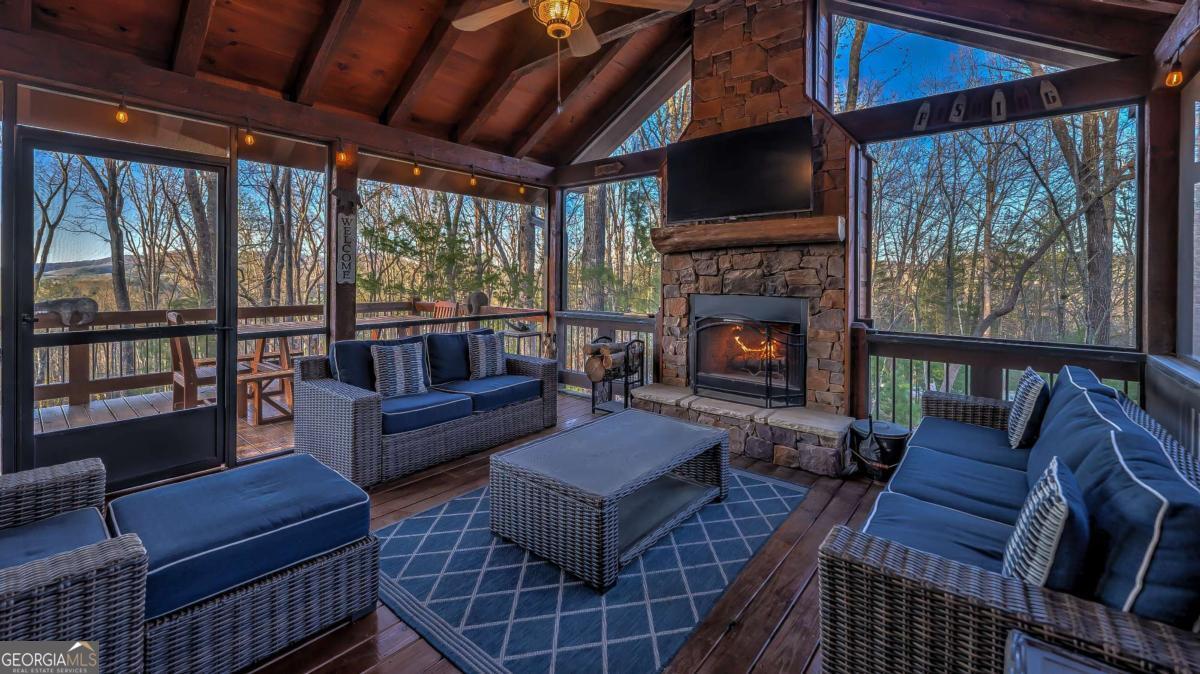 356 Mountain Trace