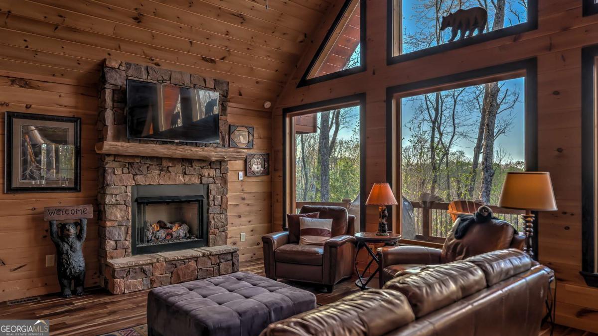 356 Mountain Trace
