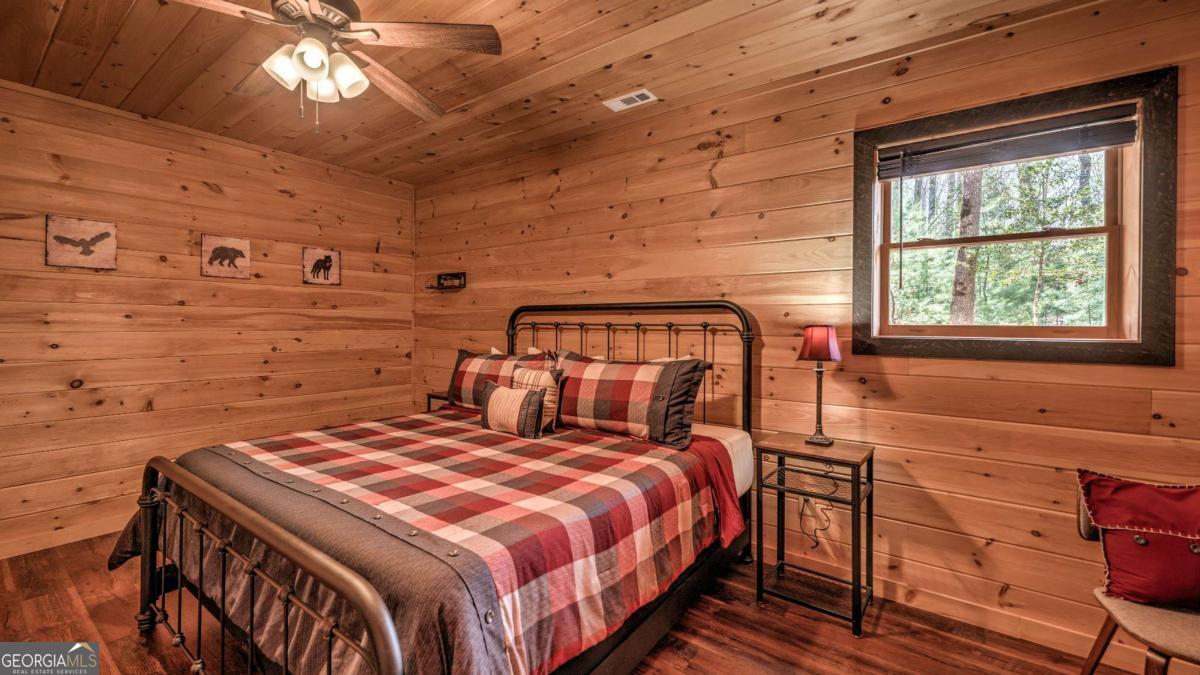 356 Mountain Trace