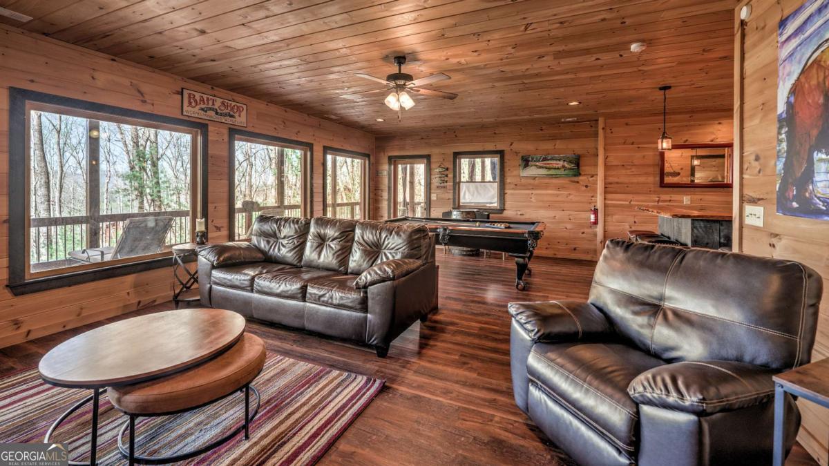356 Mountain Trace