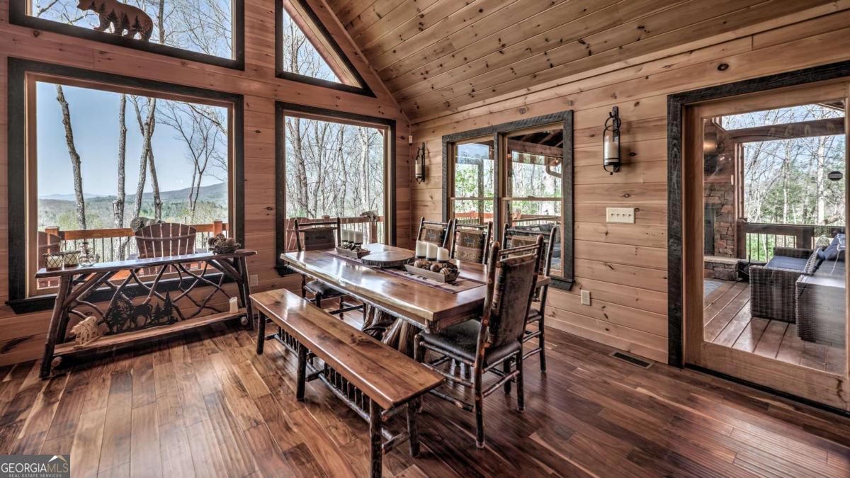 356 Mountain Trace