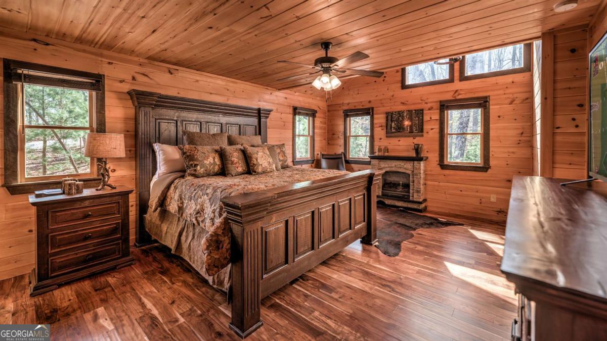 356 Mountain Trace