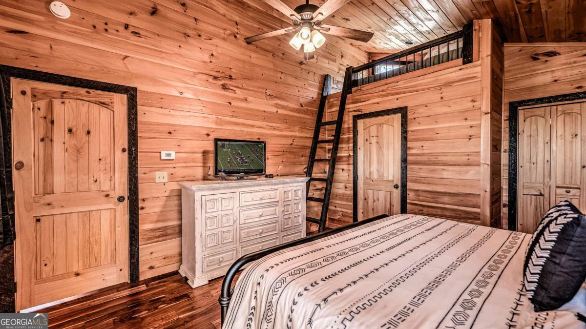 356 Mountain Trace