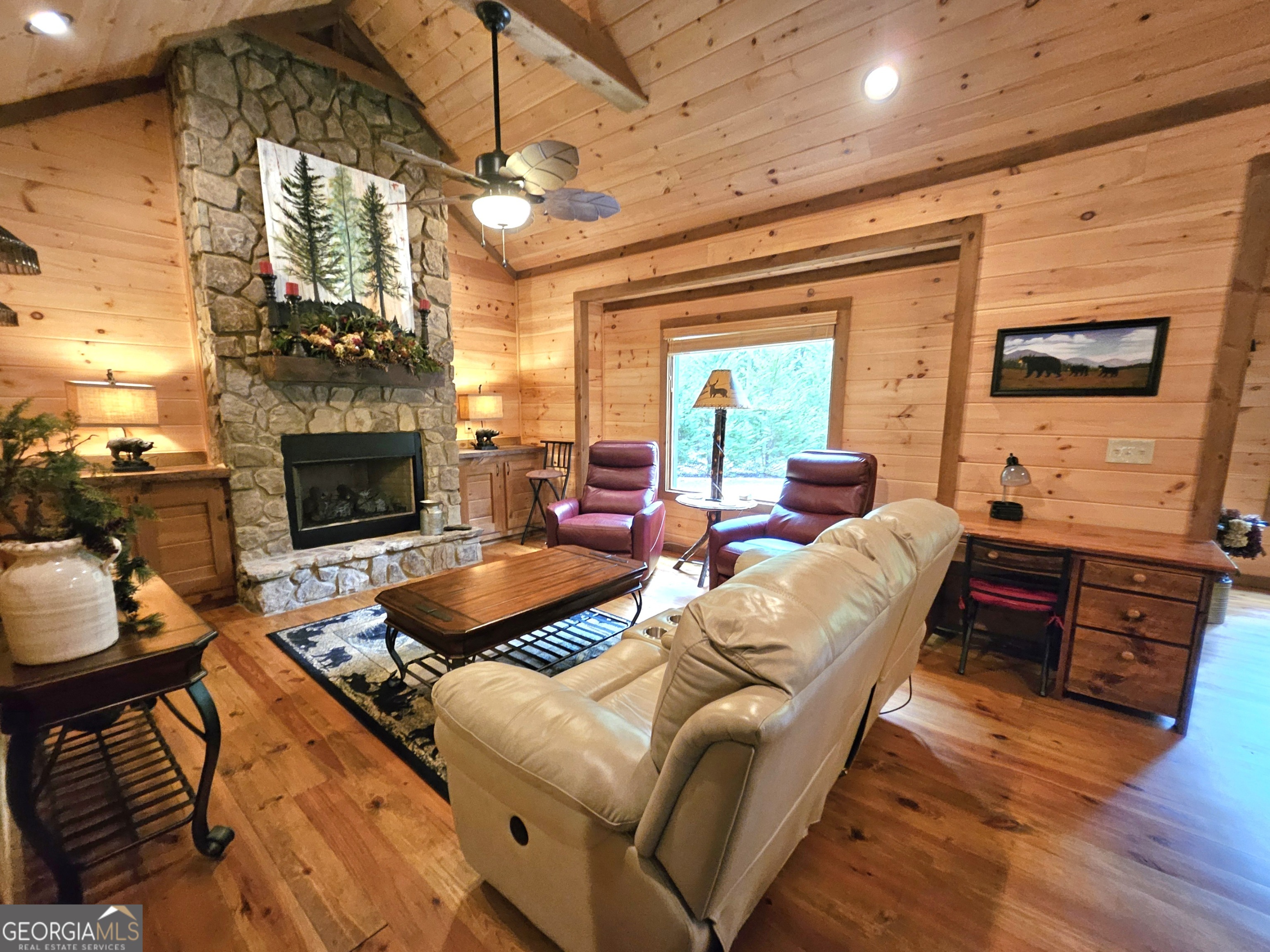 211 Winding Brook Trail