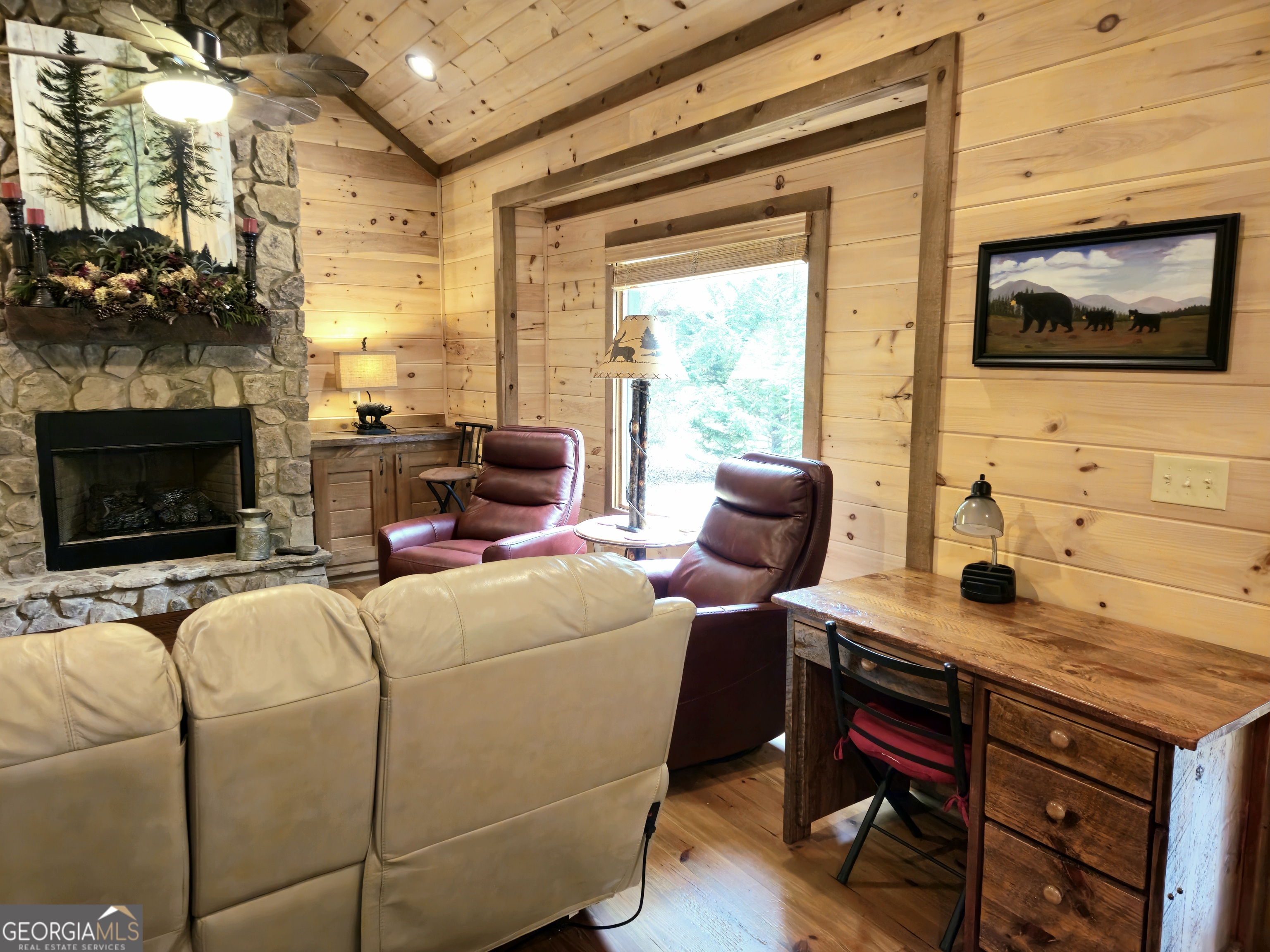 211 Winding Brook Trail