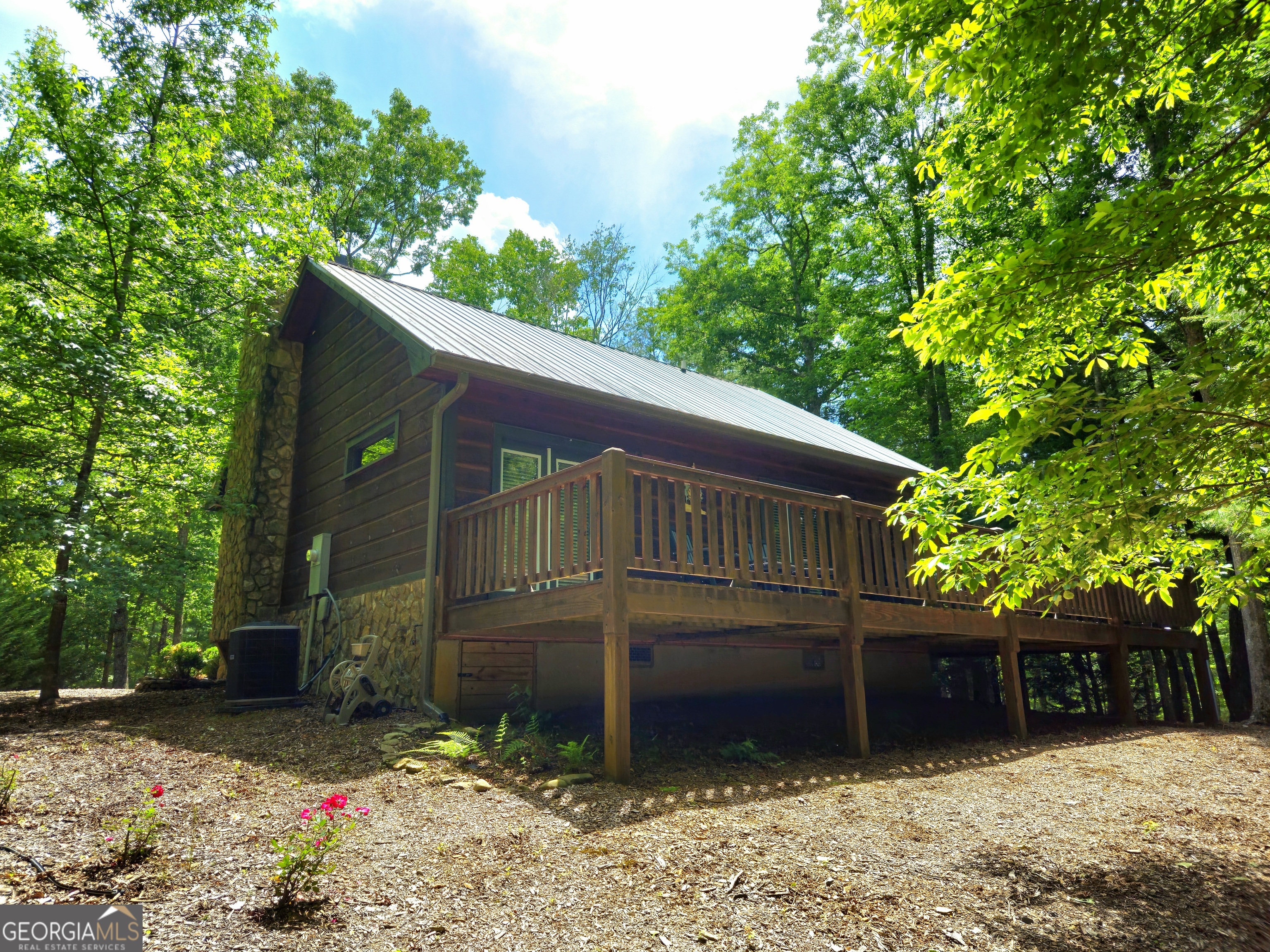 211 Winding Brook Trail
