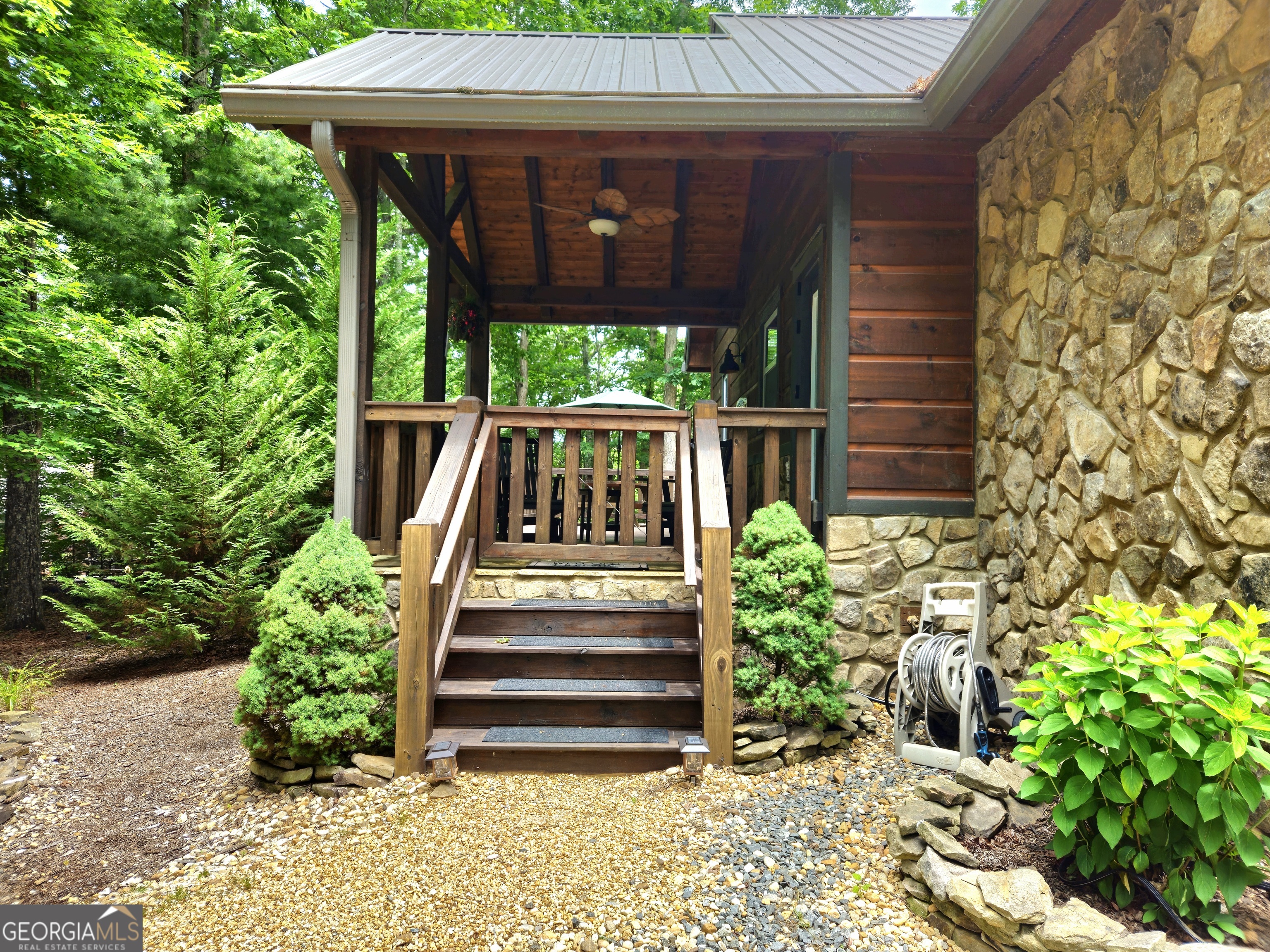 211 Winding Brook Trail