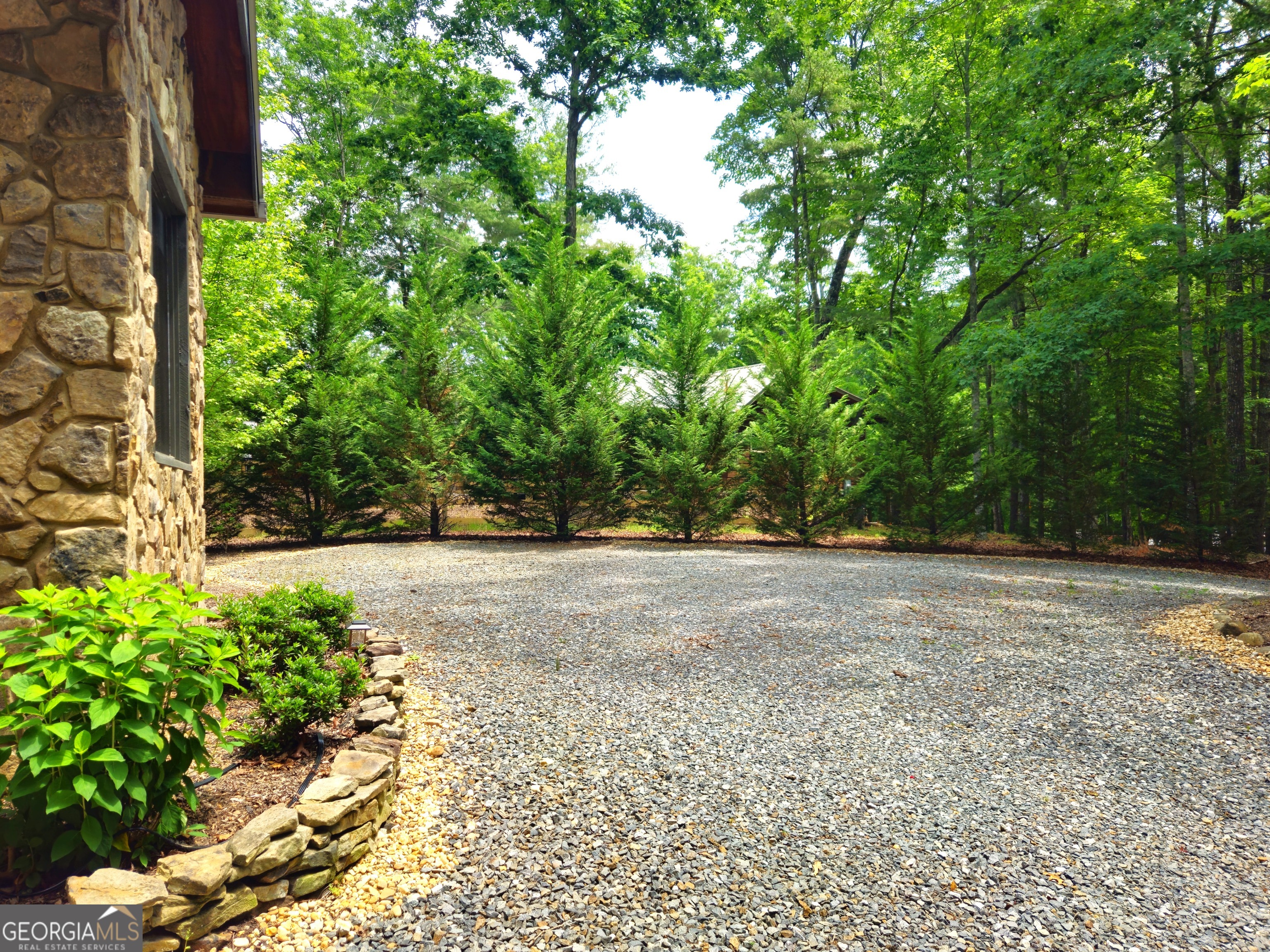 211 Winding Brook Trail