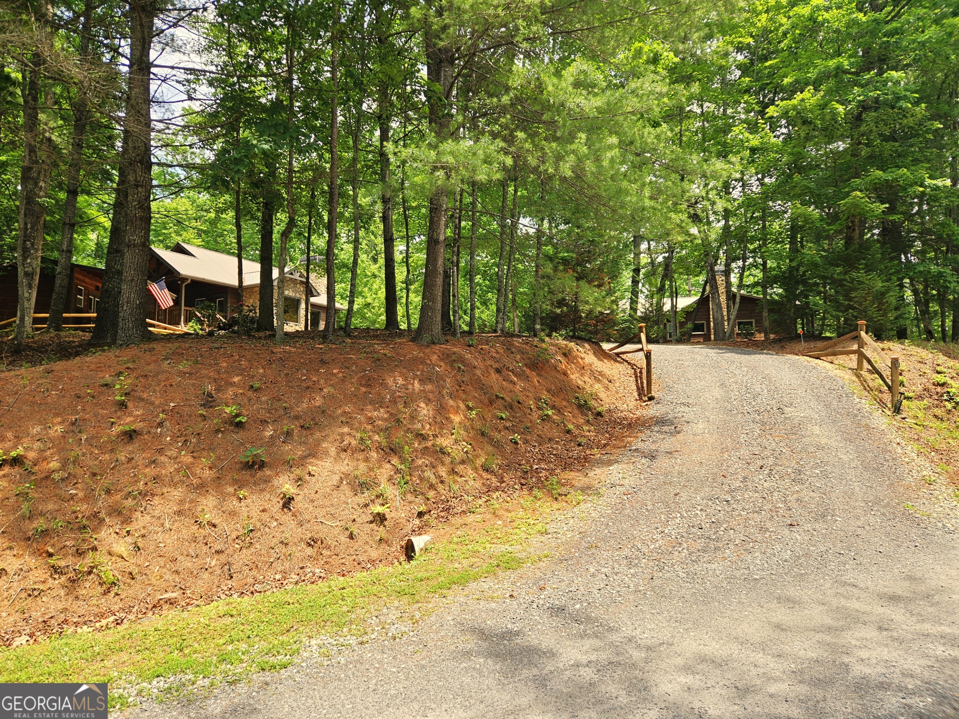 211 Winding Brook Trail