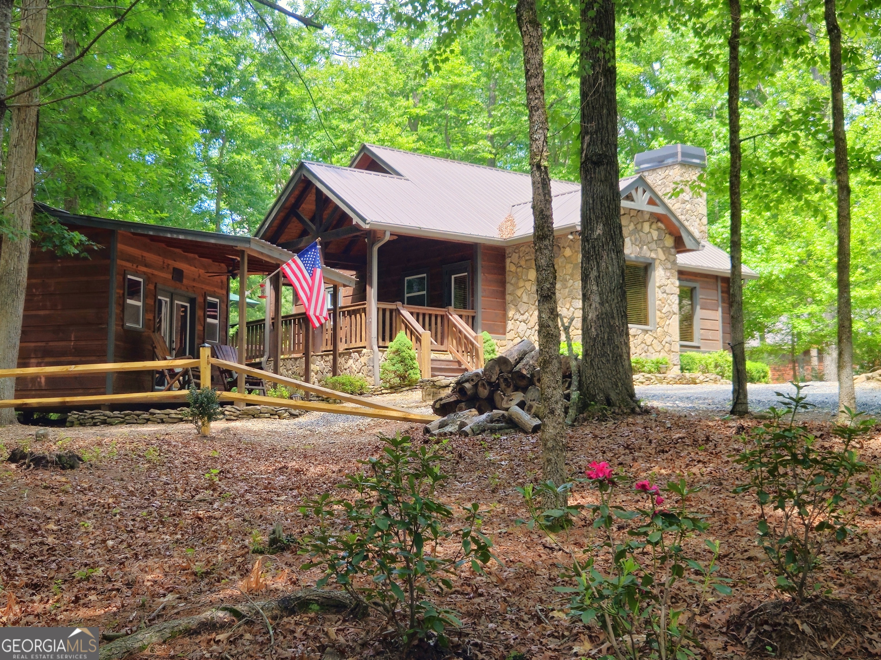 211 Winding Brook Trail