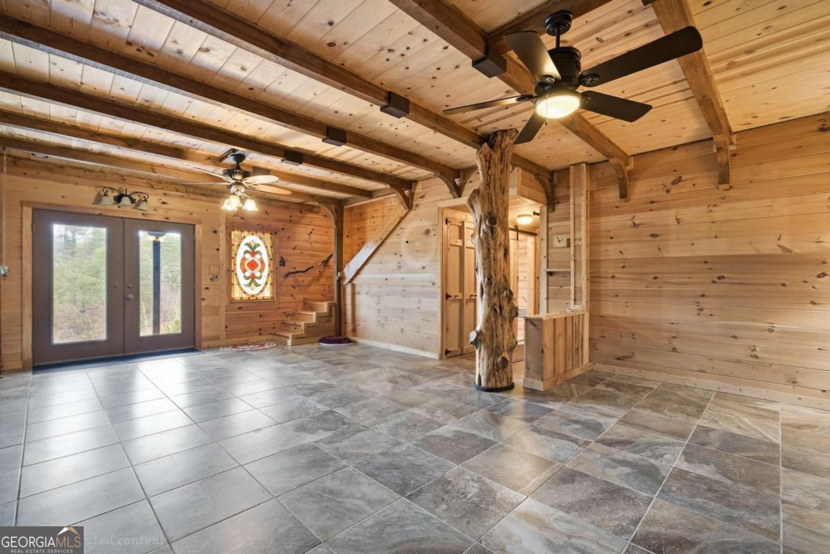 246 Adams Circle