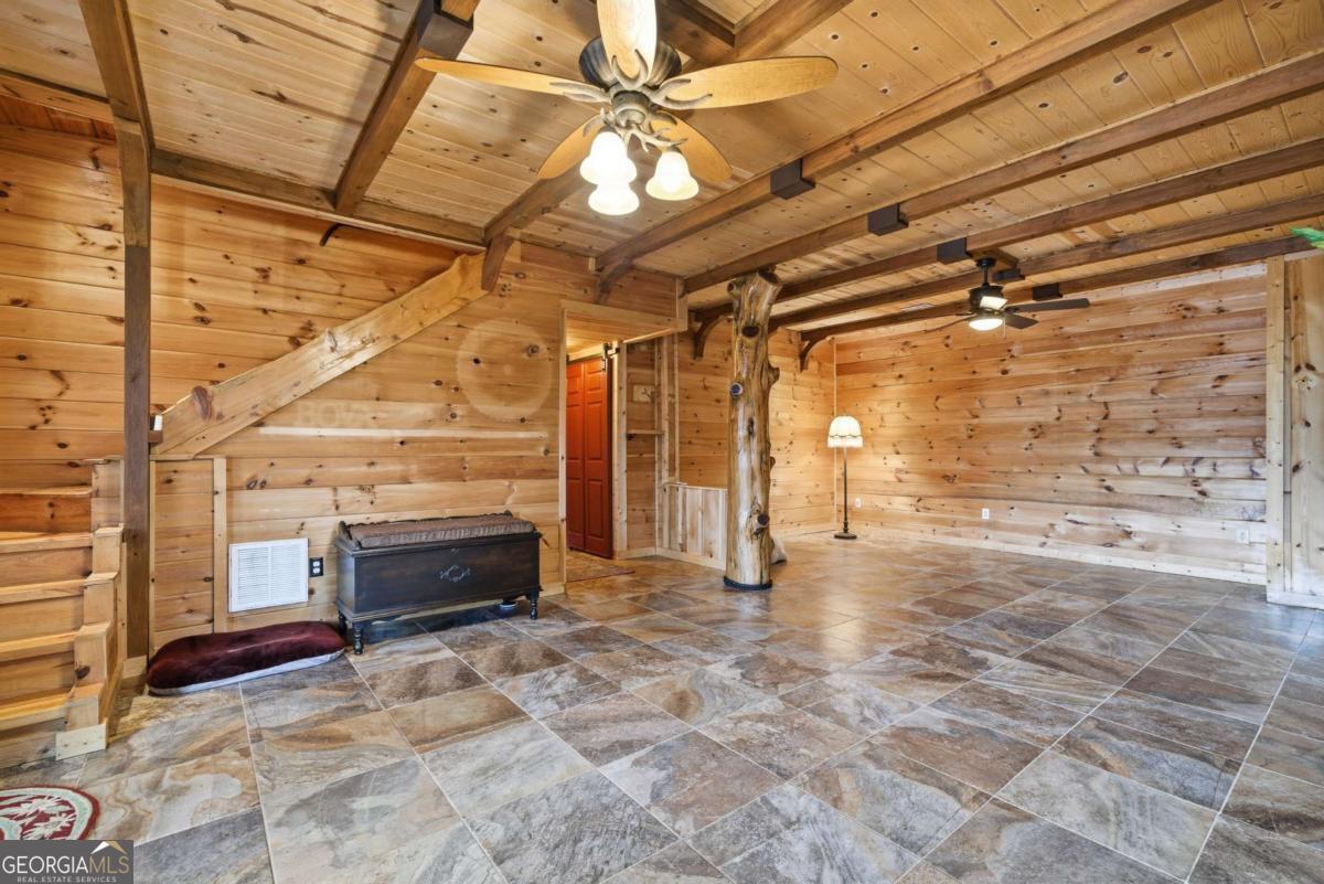246 Adams Circle