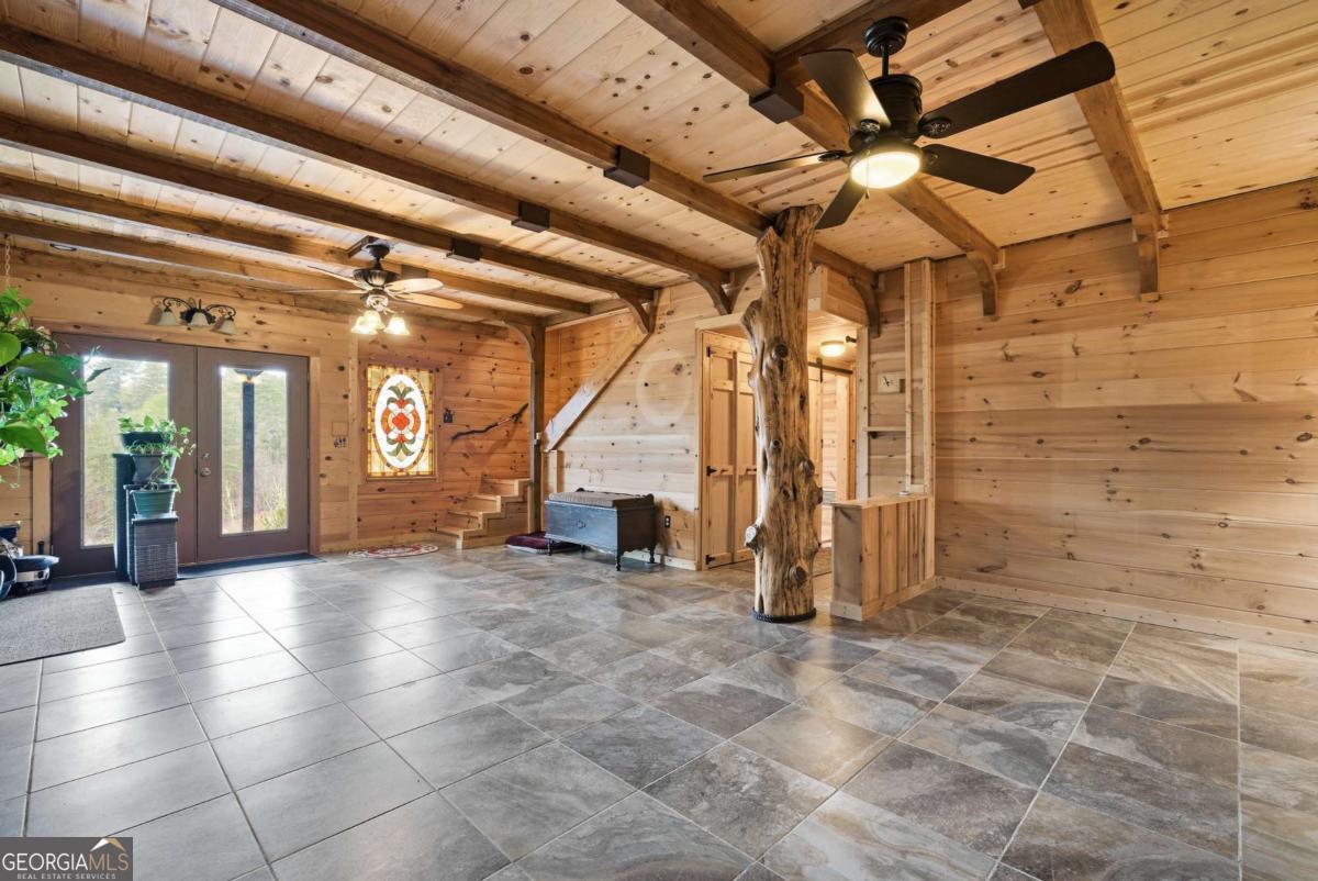 246 Adams Circle