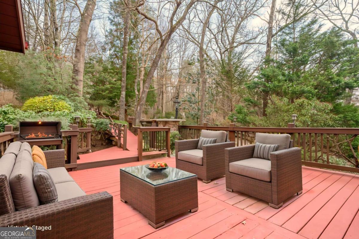 246 Adams Circle