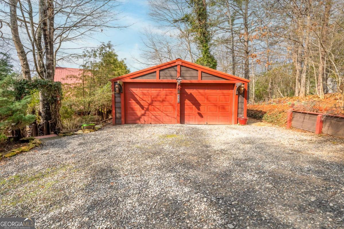 246 Adams Circle