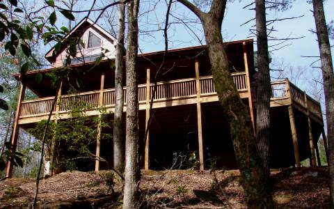 490 Hiawatha Trail