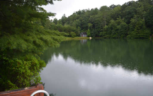 111 Lakeside Drive