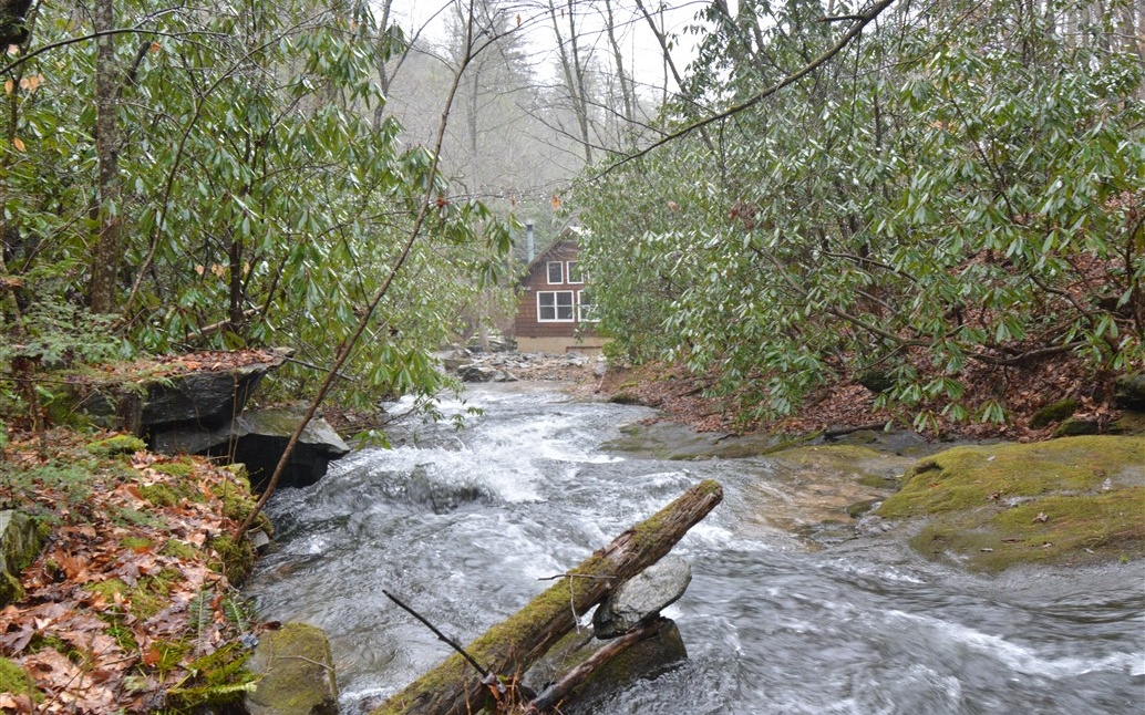 7717 Doublehead Gap Road