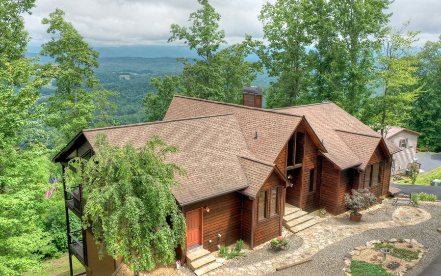 1581 Buck Ridge Drive