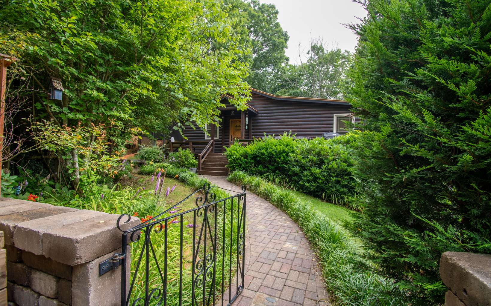 200 Underlook Road