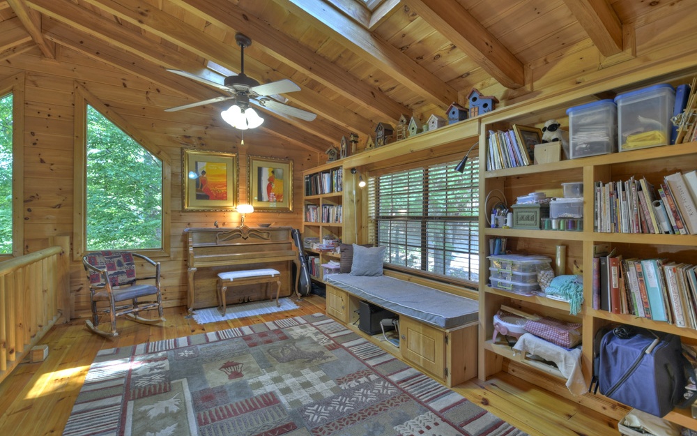 237 Dupont Drive