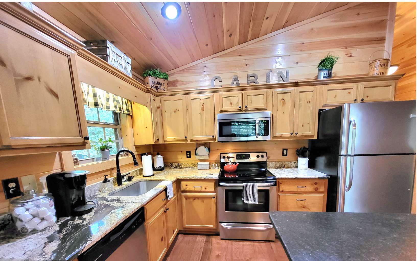 550 Tsalagi Trail