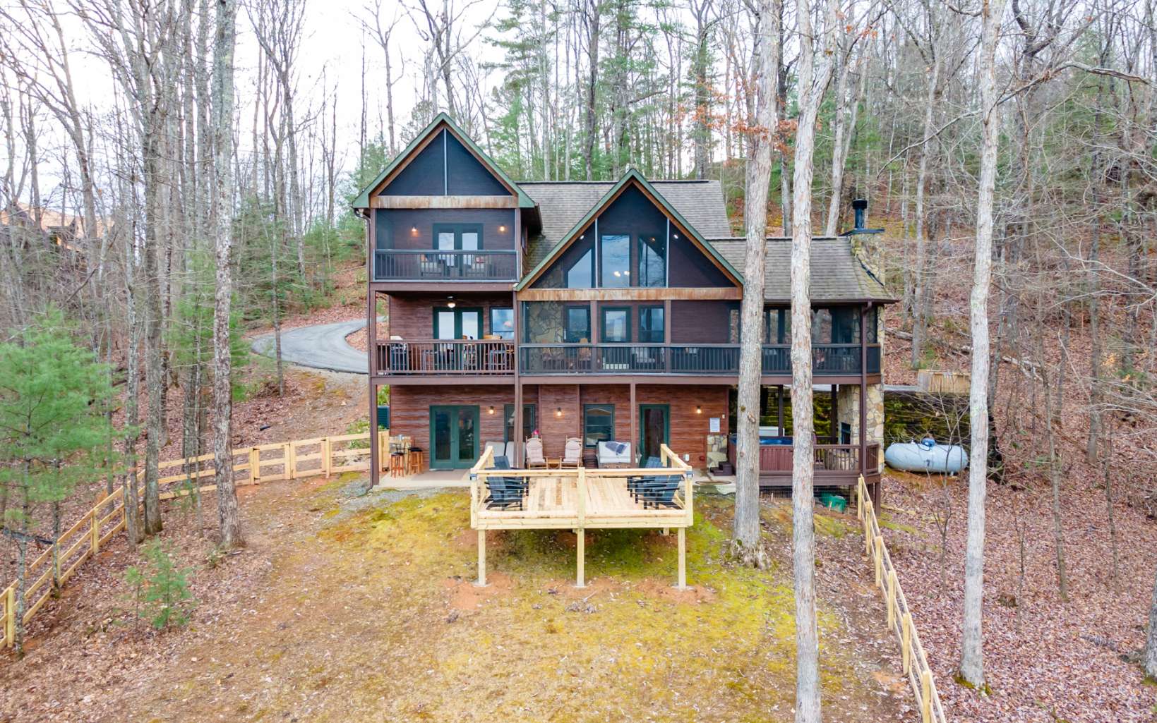 733 Raccoon Road