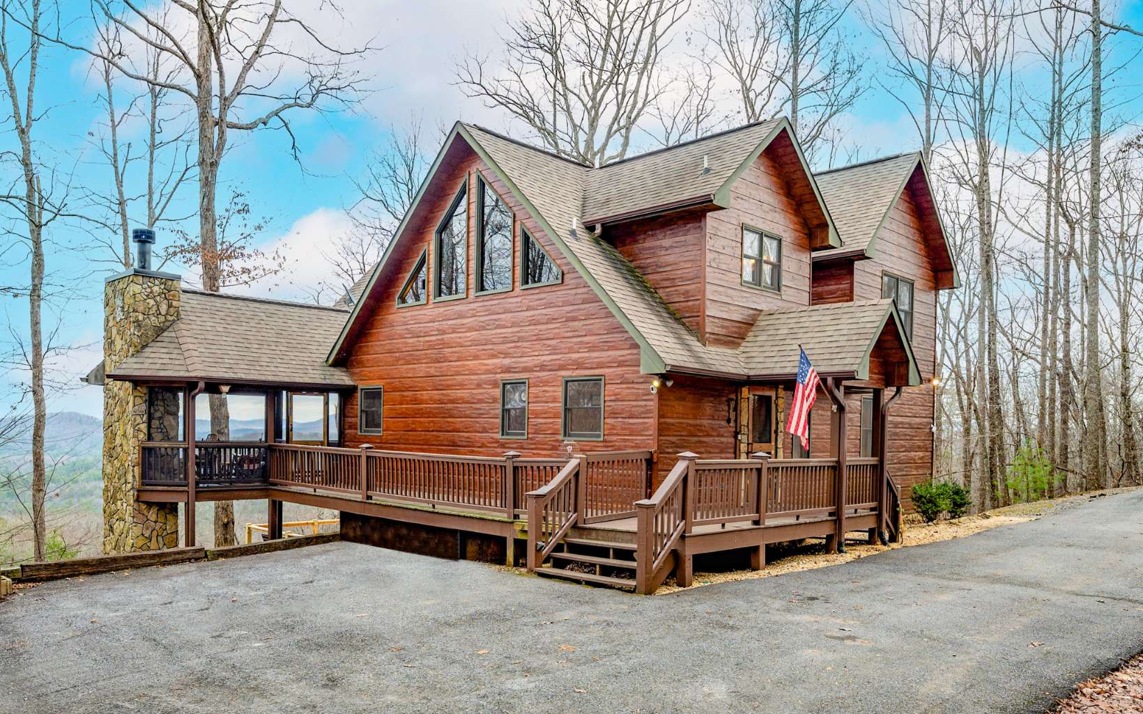 733 Raccoon Road