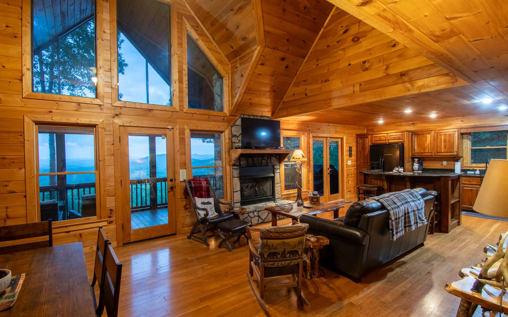 733 Raccoon Road