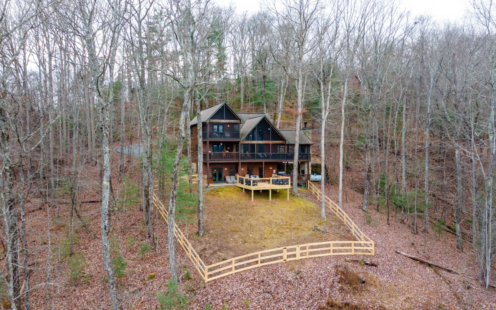 733 Raccoon Road