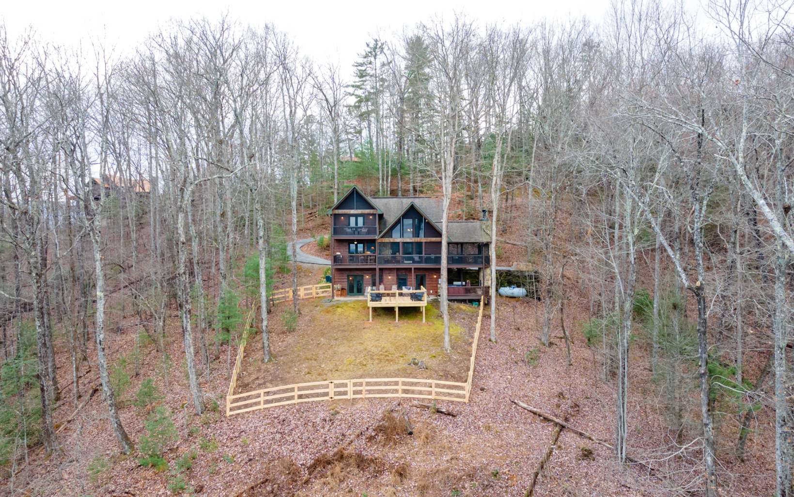 733 Raccoon Road