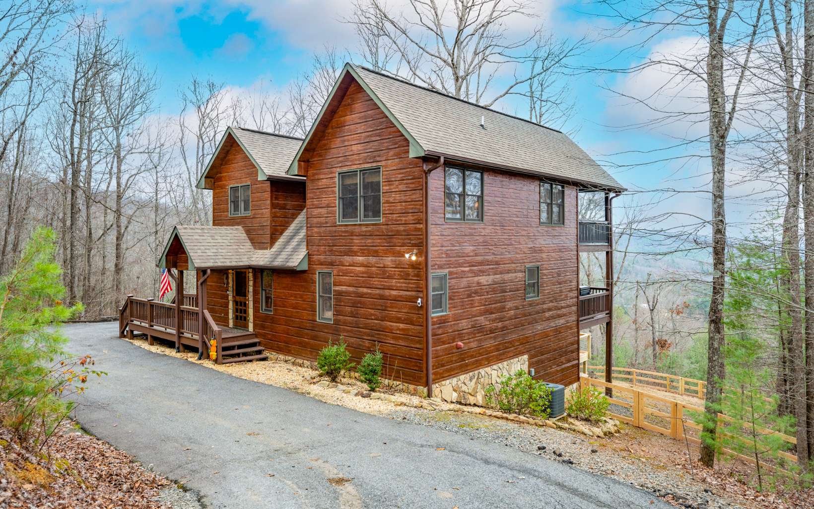 733 Raccoon Road