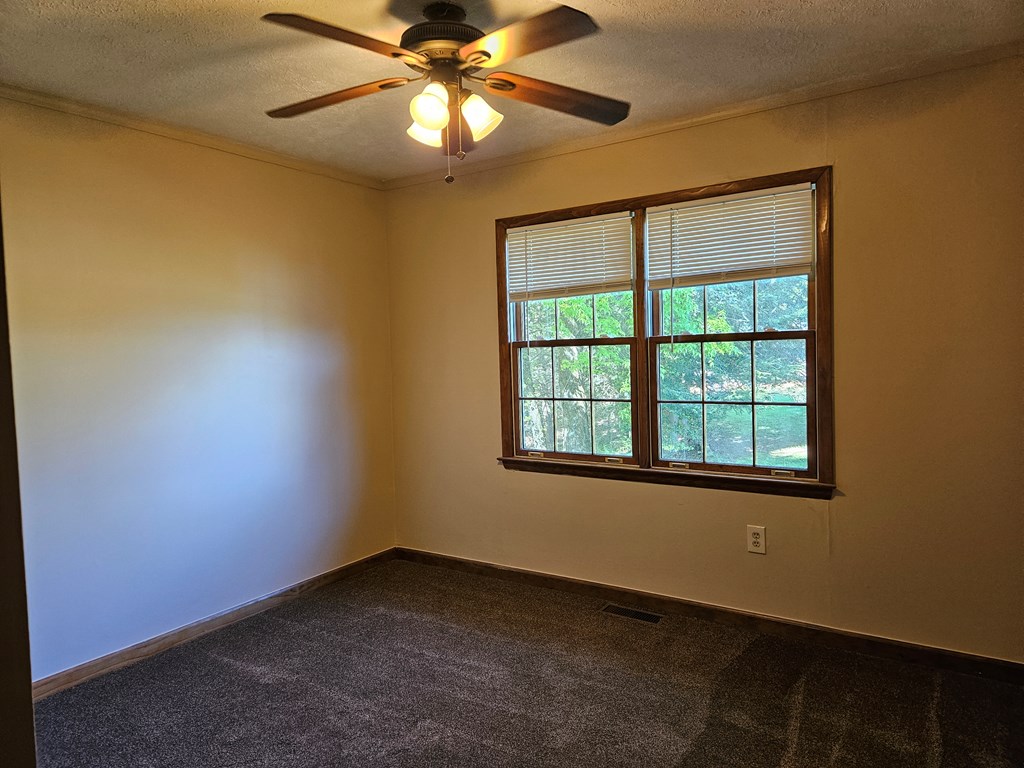 7396 Old Hwy 76