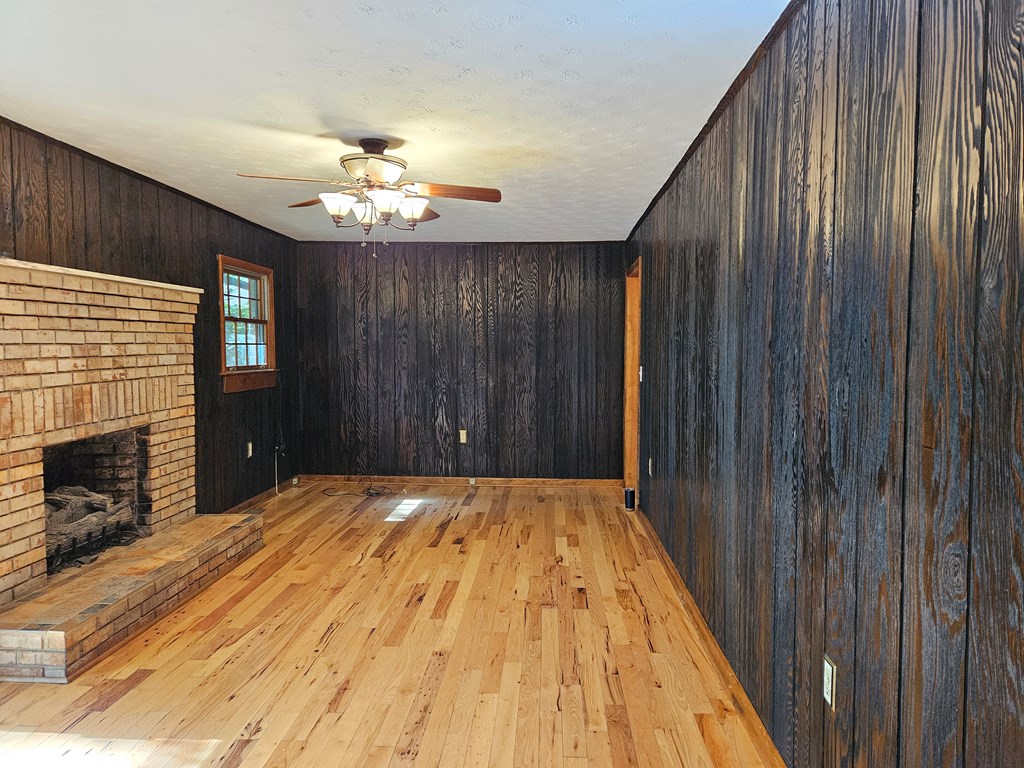 7396 Old Hwy 76