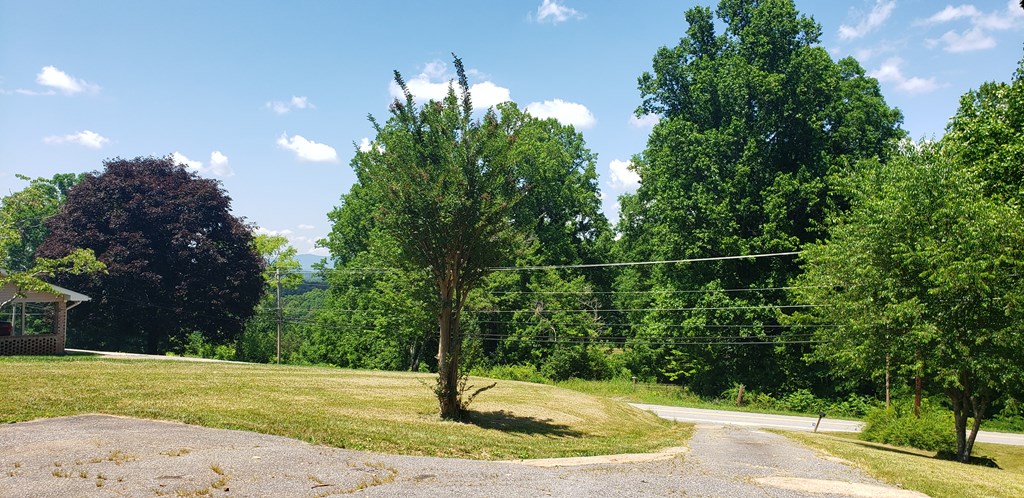 7396 Old Hwy 76