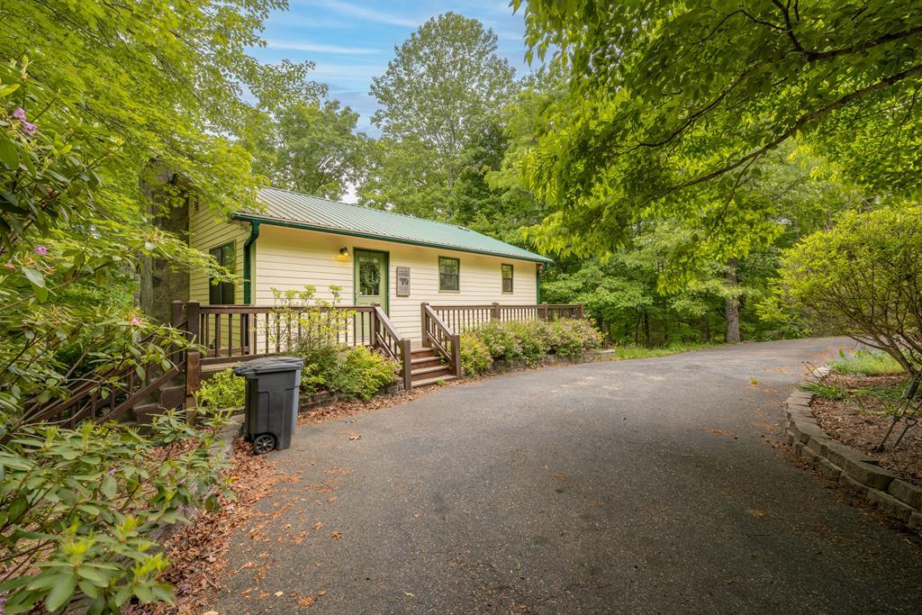 80 Songbird Ave